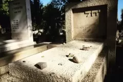 Rachel's Grave